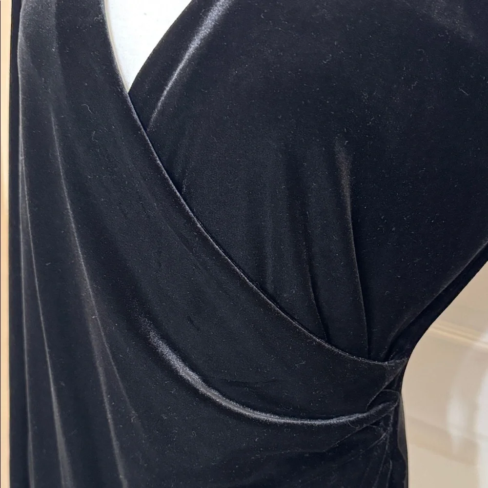 Elegant Black Wrap Top - Picture 3 of 5